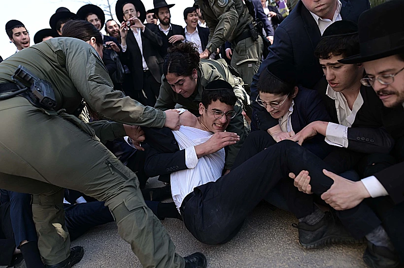 הפגנת הפלג הירושלמי נגד גיוס חרדים מול תל השומר