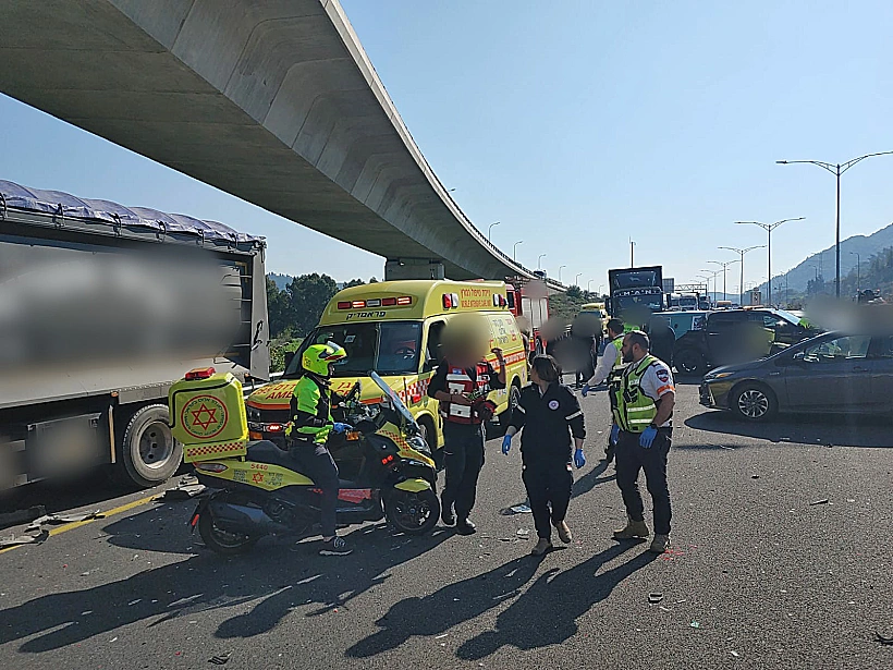 זירת התאונה באזור שער העמקים