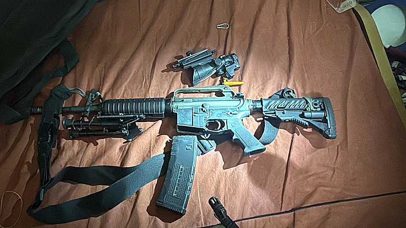 נשק מסוג M-16 שהוחרם במסגרת פעילות צה"ל ביהודה ושומרון
