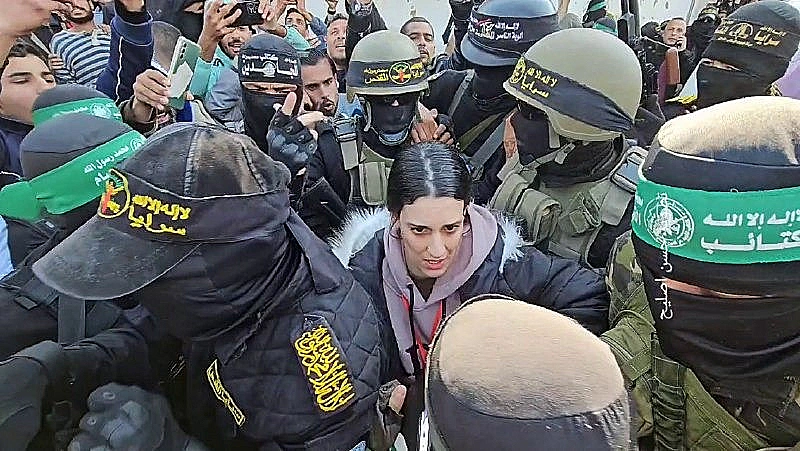 ארבל יהוד מועברת לידי הצלב האדום