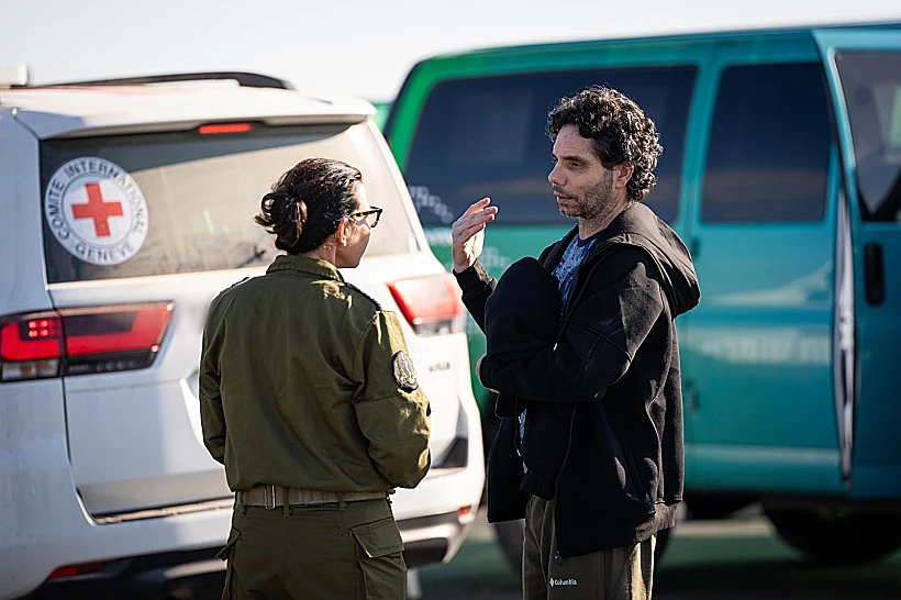 עופר קלדרון במפגש הראשון עם כוח צה"ל