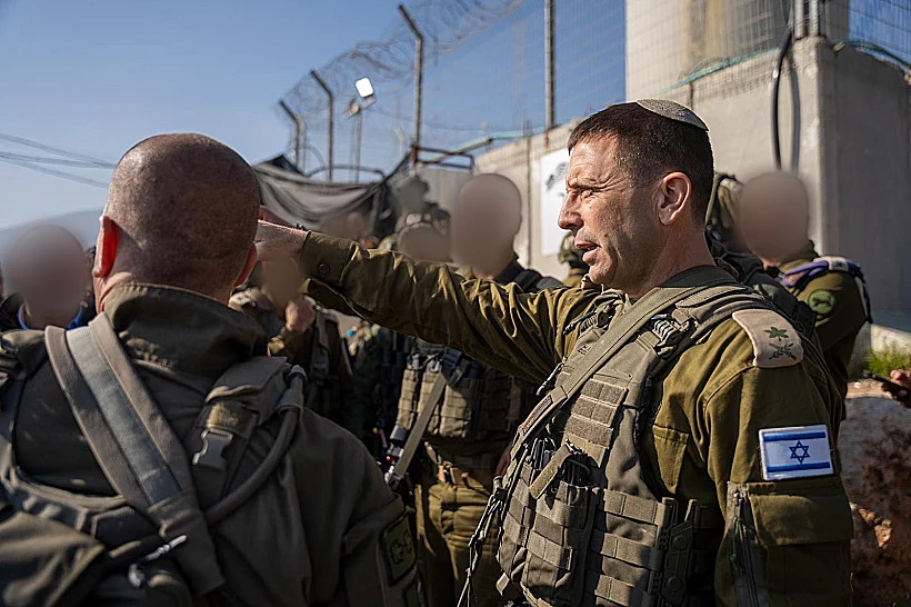 כוחות צה"ל בזירת הפיגוע בצפון הבקעה