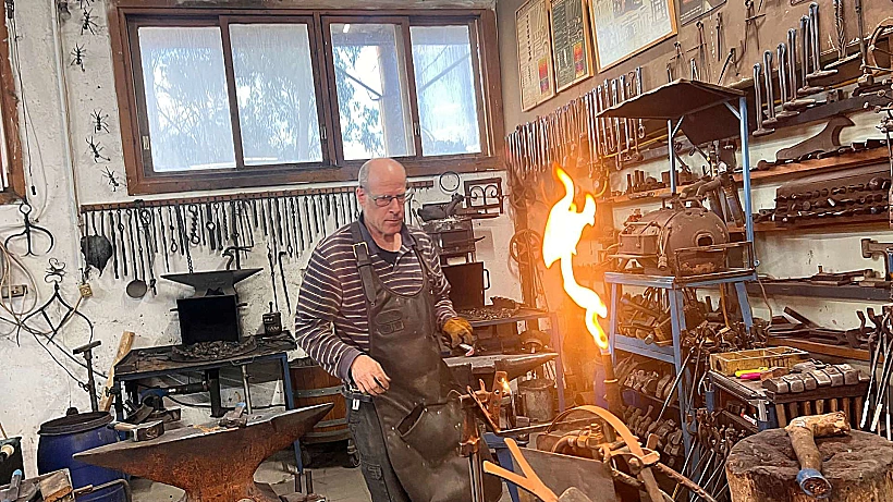 הברזליה, קיבוץ רוחמה