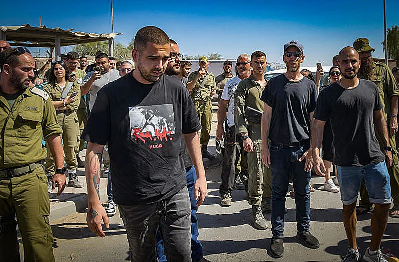 מפגינים נגד מעצר הלוחמים בשדה תימן