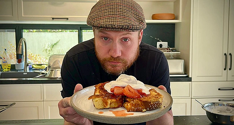 פרנץ' טוסט, טומאס יול