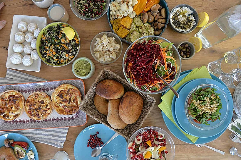 בין קשתות חוויה קולינרית