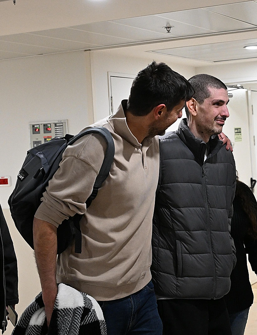 אור לוי נפגש עם בני משפחתו בבית החולים שיבא