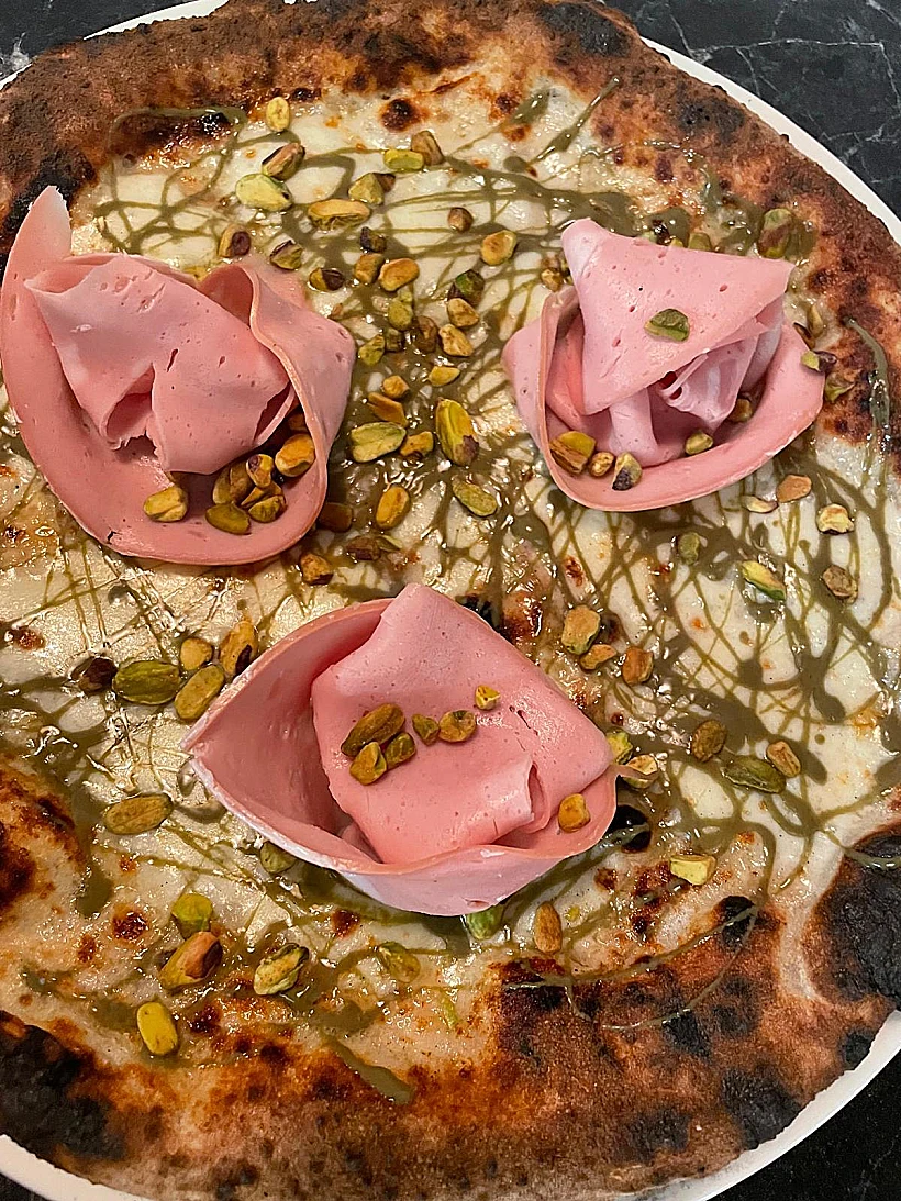 פיצה פיסטאצ'ו, לה טיגרה