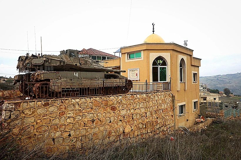 כוחות צה"ל בכפר מיס אל-ג'בל שבדרום לבנון