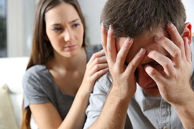 Sad,man,and,a,friend,or,girlfriend,trying,to,console