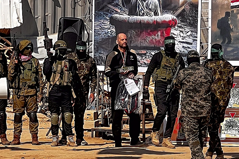 יאיר הורן משוחרר משבי חמאס