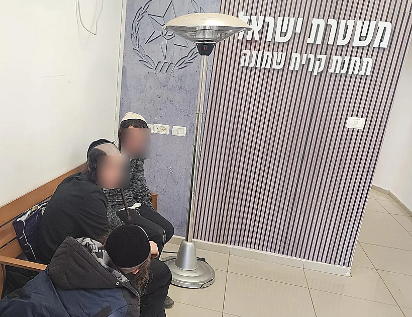 חסידי ברלנד שנעצרו לאחר שחצו את הגבול לשטח לבנון