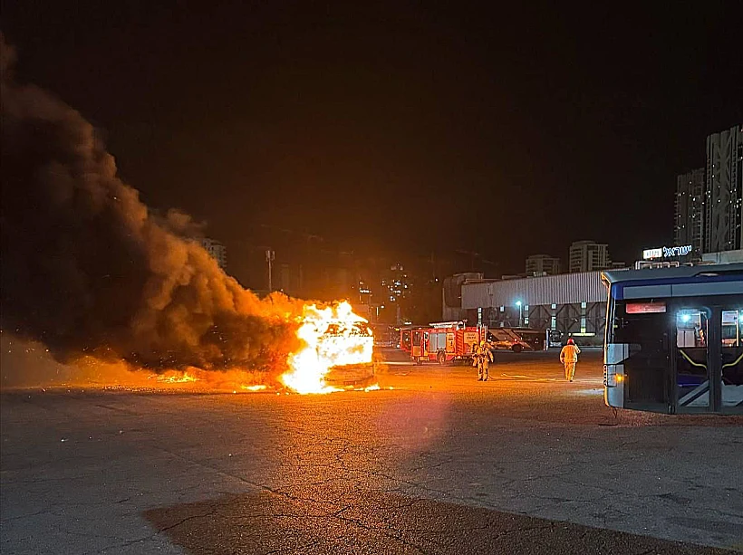 זירת פיצוץ האוטובוסים בבת ים