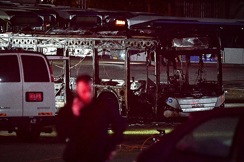 זירת פיצוץ האוטובוסים בבת ים