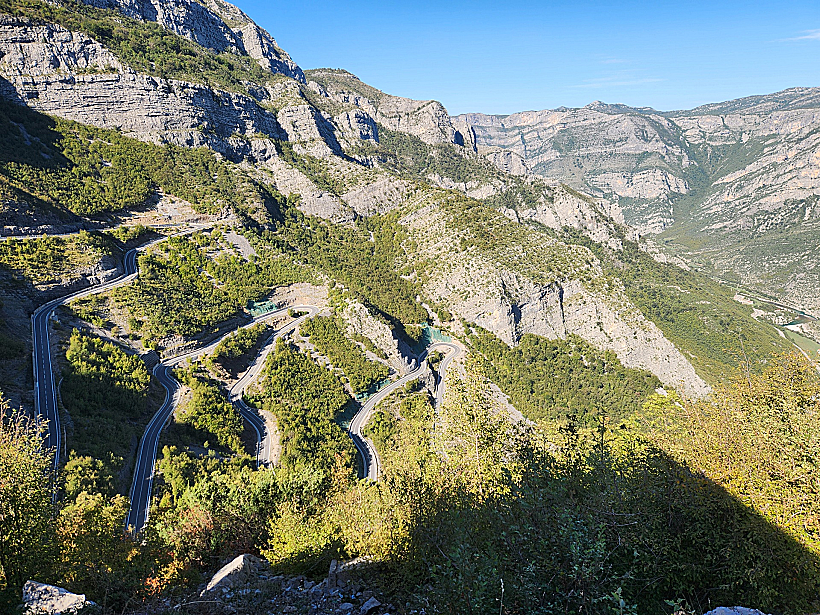 האלפים האלבנים