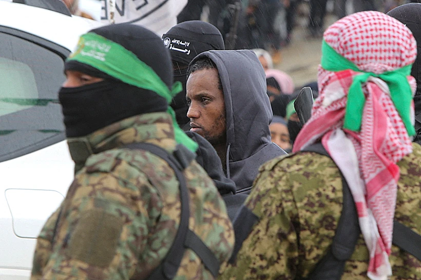 אברה מנגיסטו משתחרר מהשבי