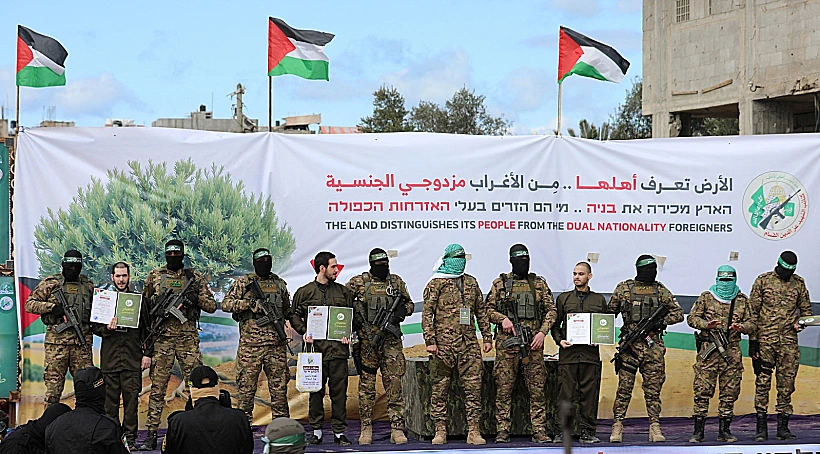 עומר ונקרט, עומר שם טוב ואליה כהן על הבמה בנוסייראת אחרי השחרור מהשבי