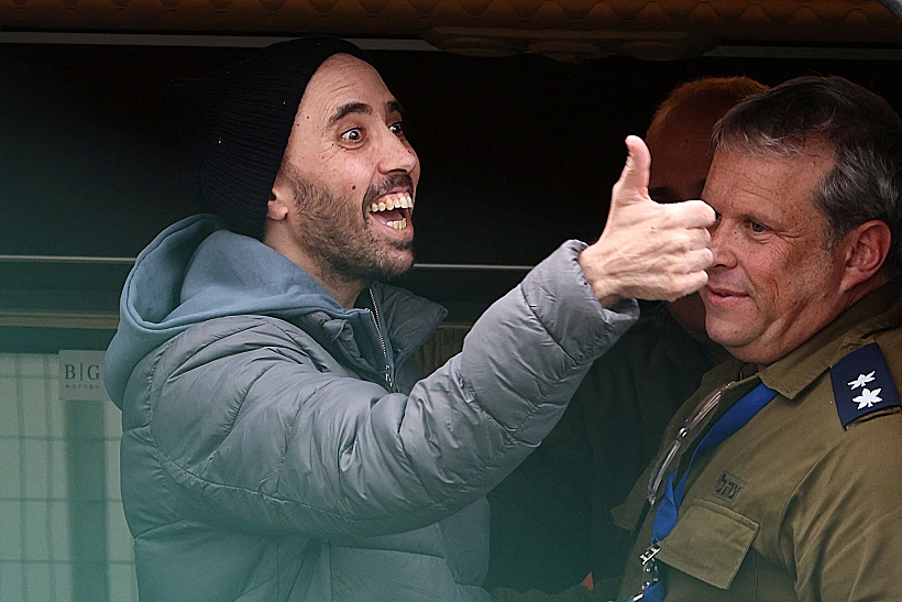 טל שוהם לאחר הנחיתה בבילינסון