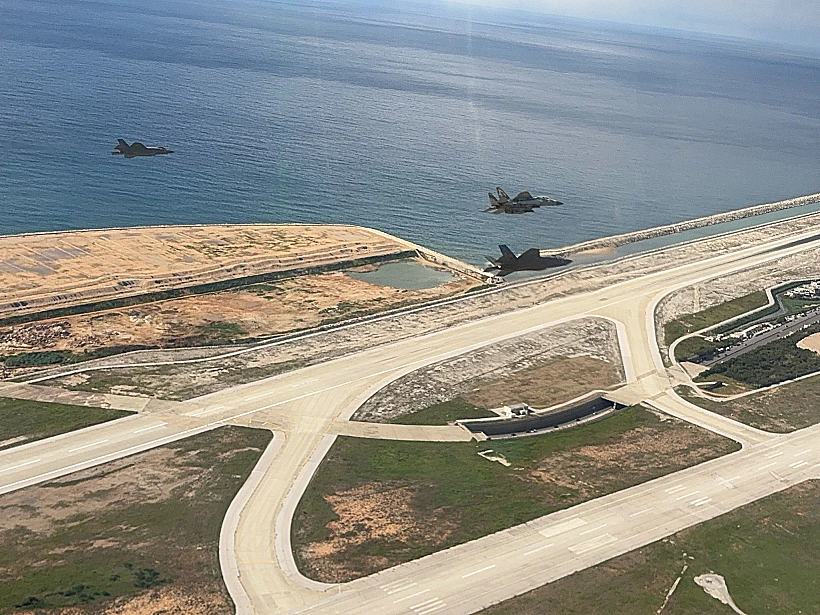 חיל האוויר מעל ביירות בהלוויתו של חסן נסראללה