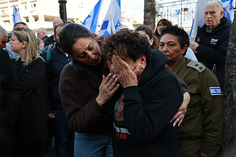 אימו של אוהד יהלומי במסע הלווייתו