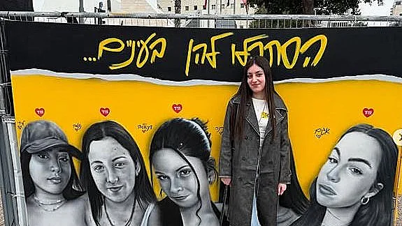 קרינה ארייב בכיכר החטופים