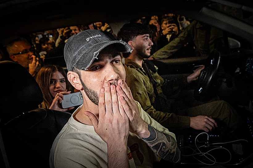 אליה כהן חוזר לביתו בצור הדסה