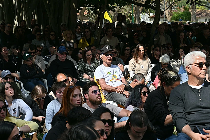 הלוויית אוהד יהלומי בניר עוז