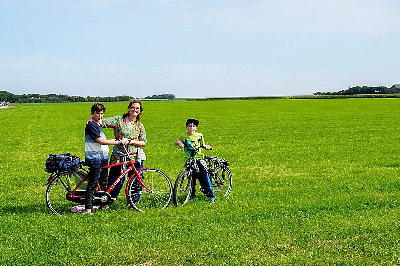 המשפחה המטיילת בהולנד