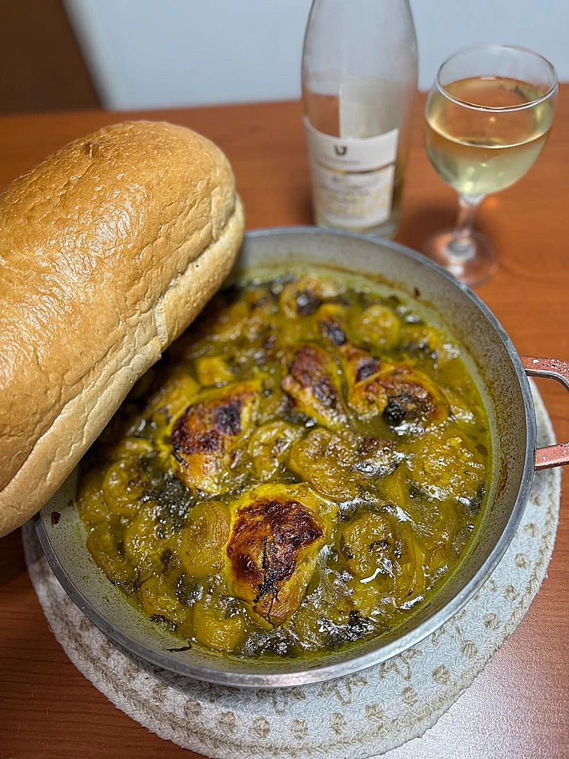 תבשיל קישואים ועוף, אתי אביטל