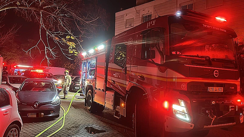 זירת שריפת הרכב בכפר סבא