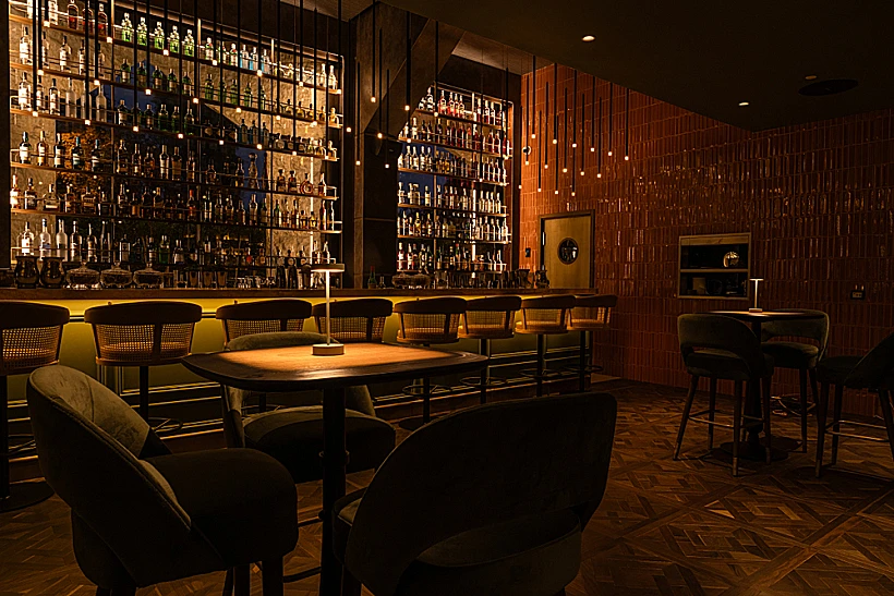 בר 22 במלון ענבל