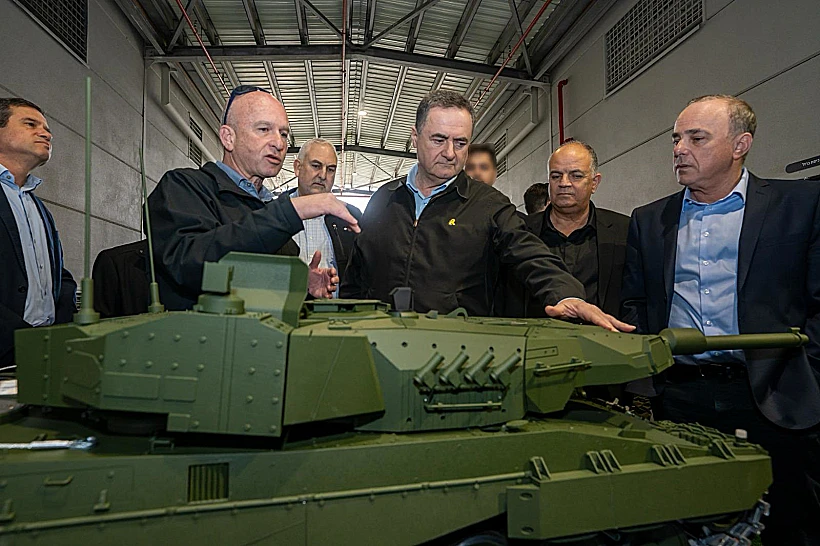 שר הביטחון ישראל כ"ץ במכון לשם של חברת רפאל