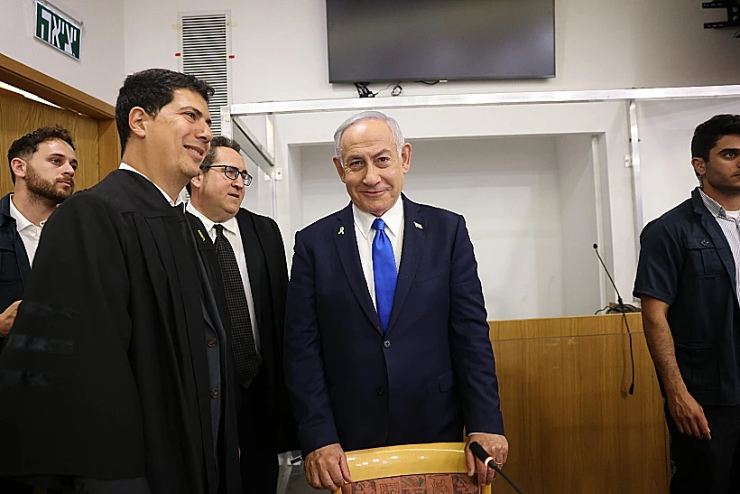 רה"מ נתניהו בעדותו בתיקי האלפים