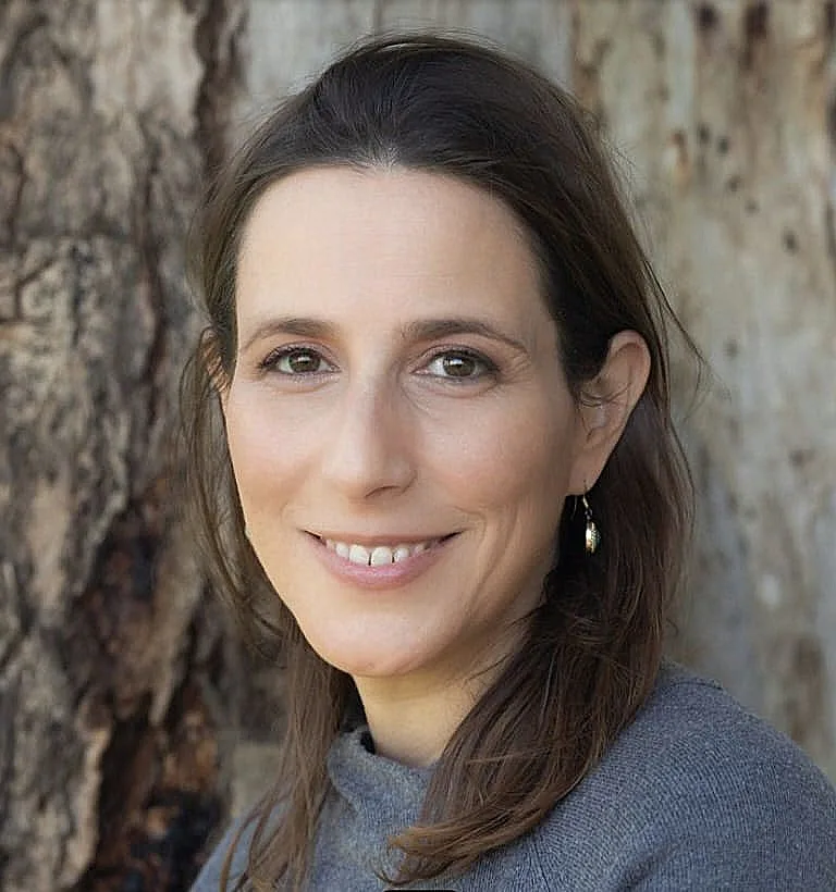 מיטל גוטמן שקד - מחזאית ונומרולוגית