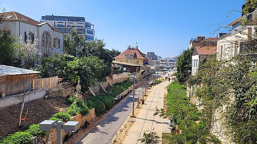 פארק המסילה ונווה צדק