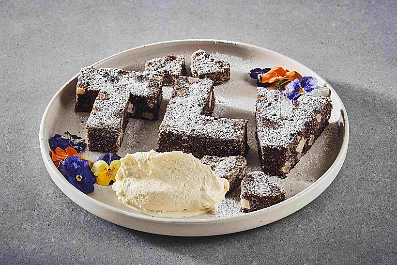 עוגת פרג וענן לבן של איתי ברקוביץ׳