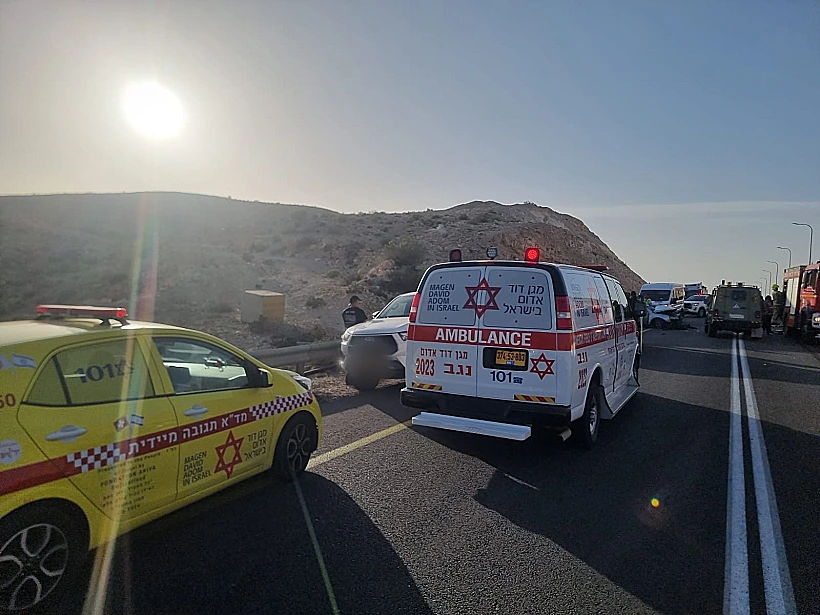 זירת התאונה סמוך לצומת הנגב