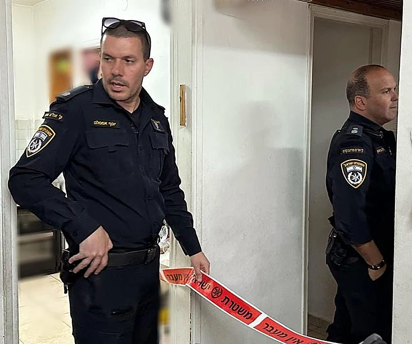 כוחות משטרה בזירת הרצח וההתאבדות בירושלים