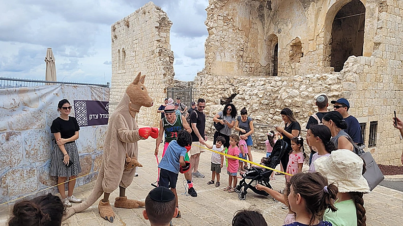 נושמים תרבות מגדל צדק