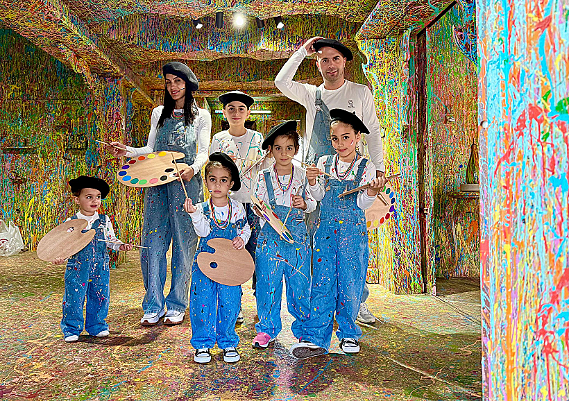 פסח בבית הצבעים של סם חלבי