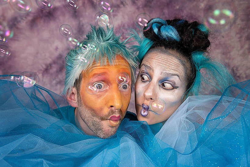 ההצגה "דג במים