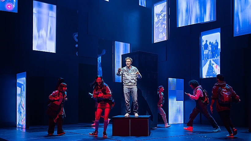 "היי אוון הנסן", תיאטרון הקאמרי