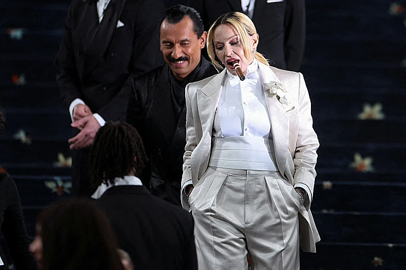 מדונה והיידר אקרמן