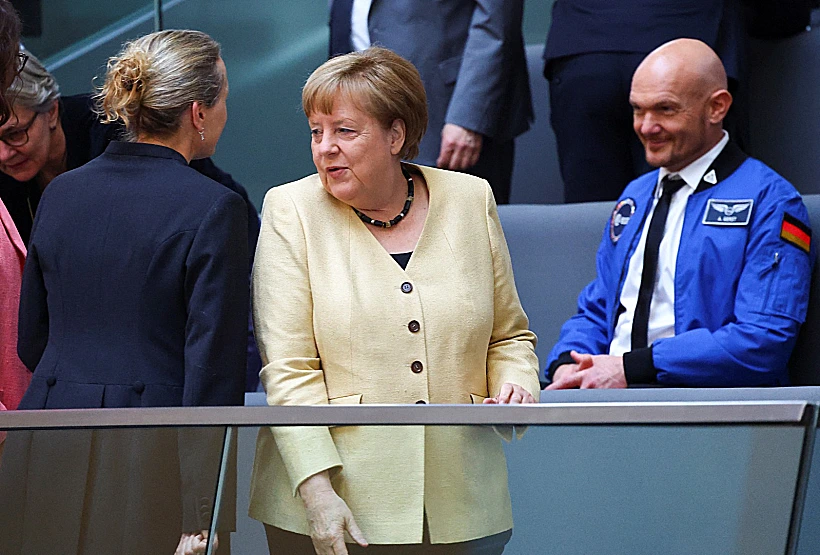 אנגלה מרקל בעת בחירת מרץ לקנצלר גרמניה