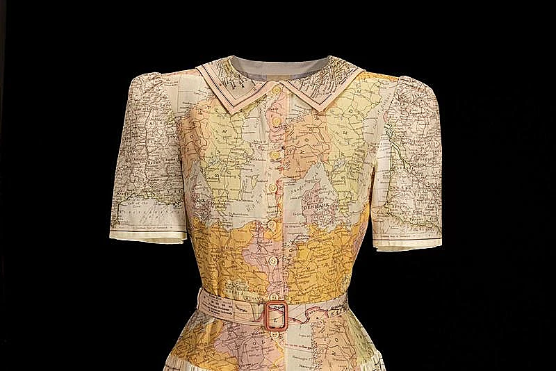 תערוכת גיבורות במוזיאון העיצוב