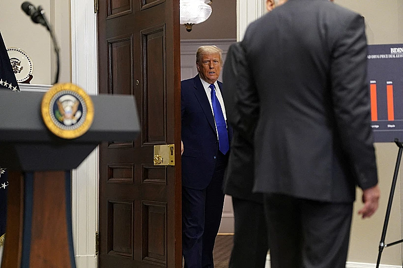 הנשיא טראמפ לפני ההצהרה