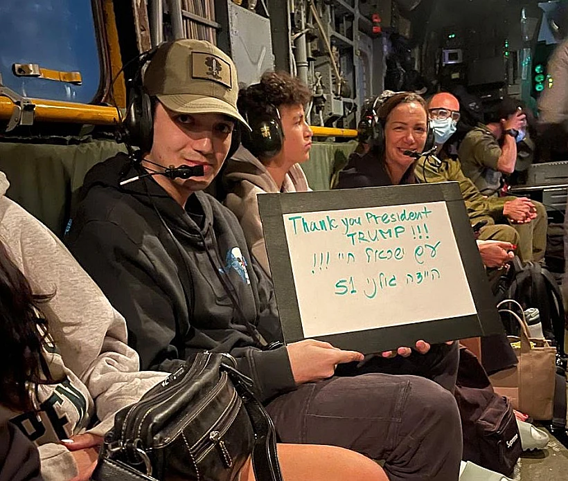 עידן אלכסנדר במסוק חיל האוויר בדרך לבית החולים איכילוב