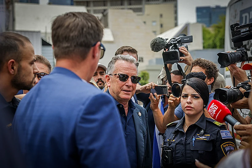 סטיב ויטקוף בכיכר החטופים