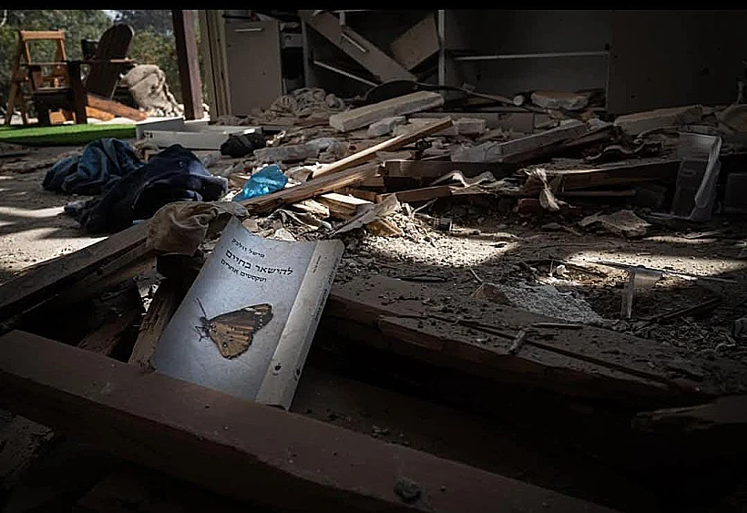 ספרו של מישל וולבק "להישאר בחיים