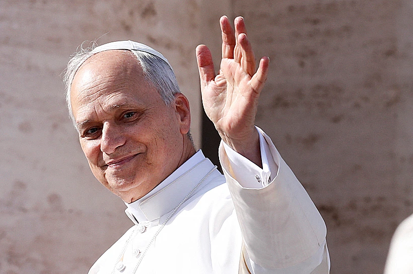 האפיפיור לאו ה-14 מגיע להשבעה